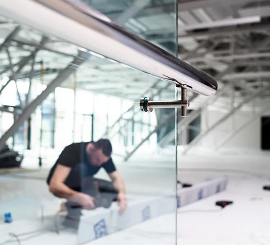Opa-locka, FL highly skilled glass repair technicians