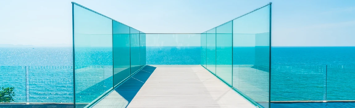 Customized Glass Pool Fence Repair Services in Opa-locka, FL