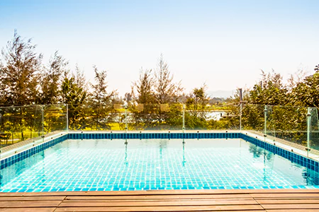 Cost of Glass Pool Fence Repair in Opa-locka, FL